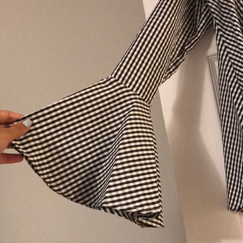 Flowy Checkered Top - Picture 3 of 3